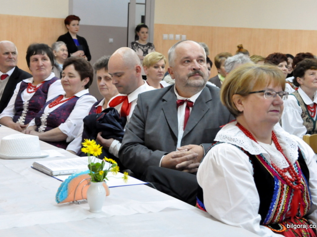 Majówka z zespołami ludowymi w Gromadzie (FOTO)