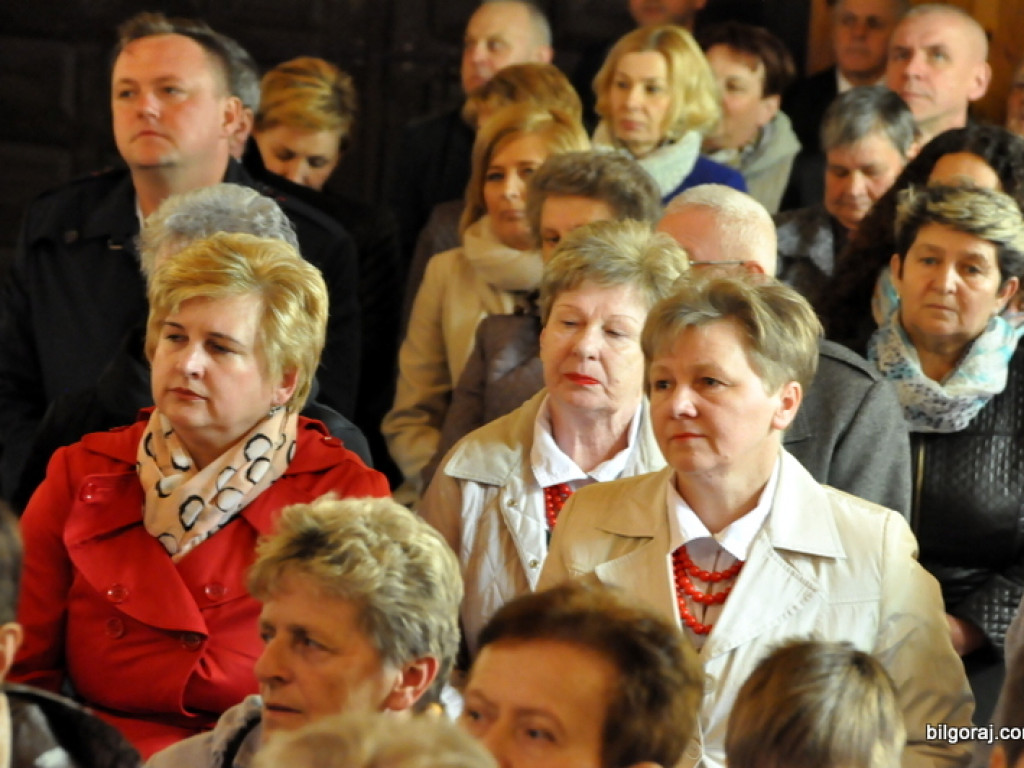 Majówka z zespołami ludowymi w Gromadzie (FOTO)