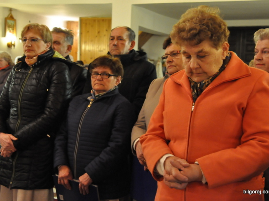 Majówka z zespołami ludowymi w Gromadzie (FOTO)