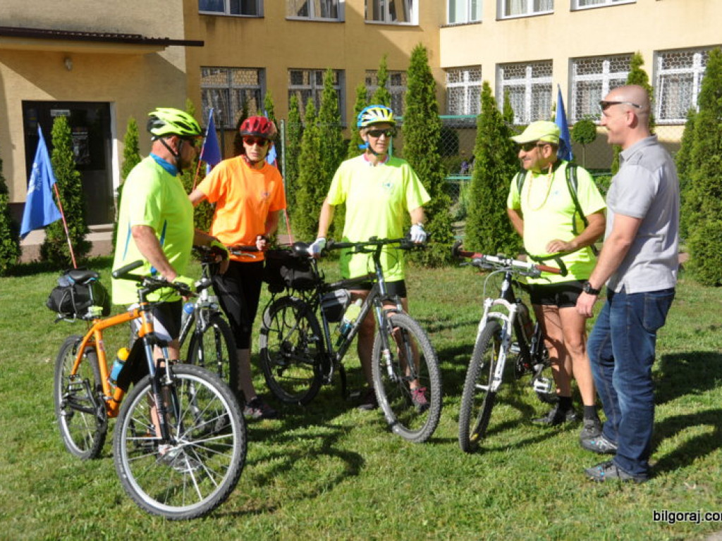 2x80 km na 80-lecie szkoły (FOTO)