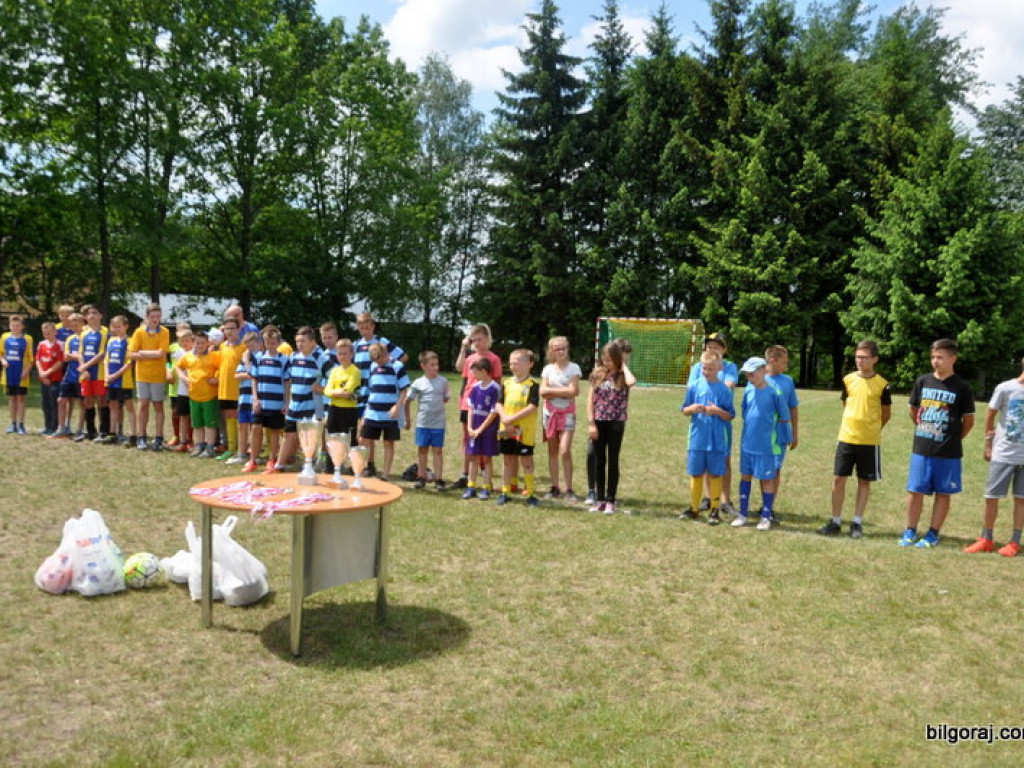 Turniej uczniów klas V - VI w Smólsku (FOTO, WYNIKI)