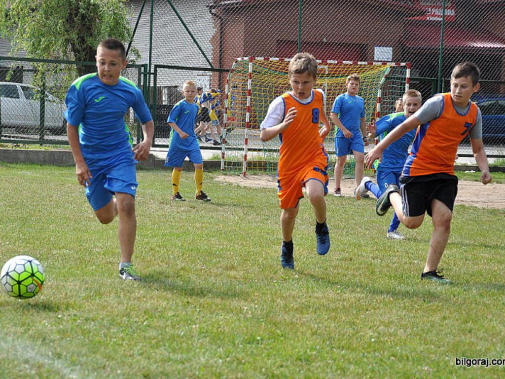 Turniej uczniów klas V - VI w Smólsku (FOTO, WYNIKI)