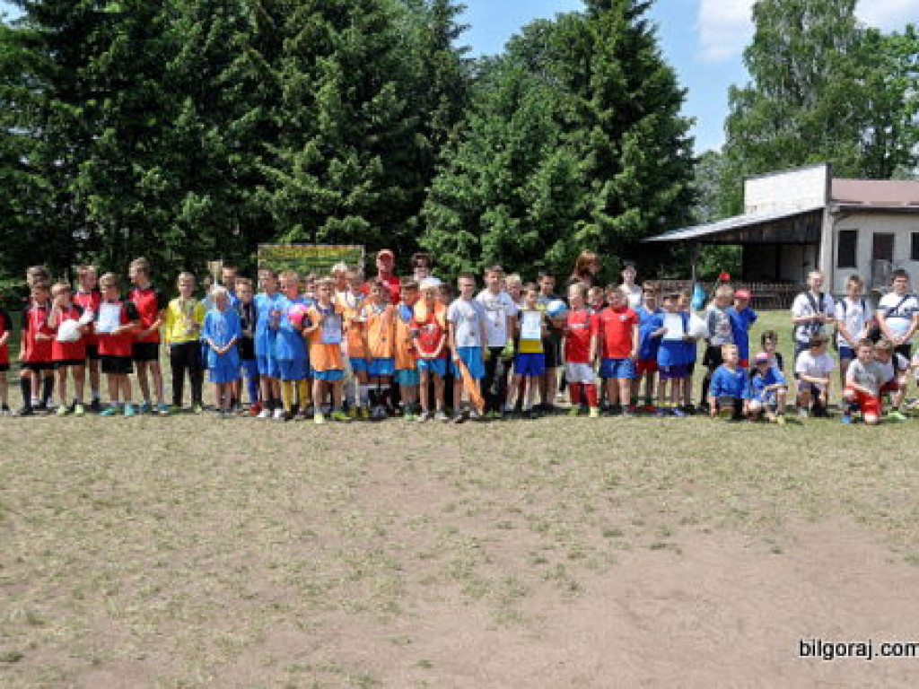 Najmłodsi piłkarze rywalizowali w Smólsku (WYNIKI)