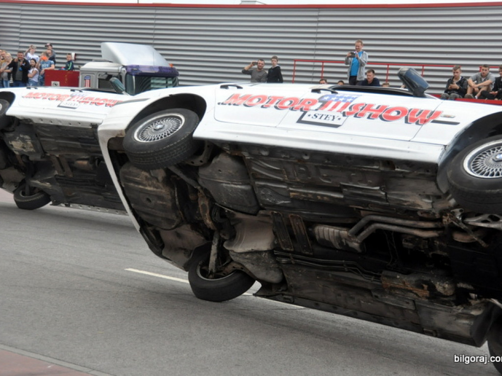 Pokazy Monster Truck (FOTO, VIDEO)