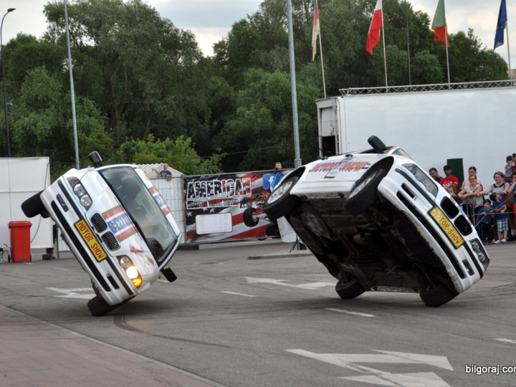 Pokazy Monster Truck (FOTO, VIDEO)