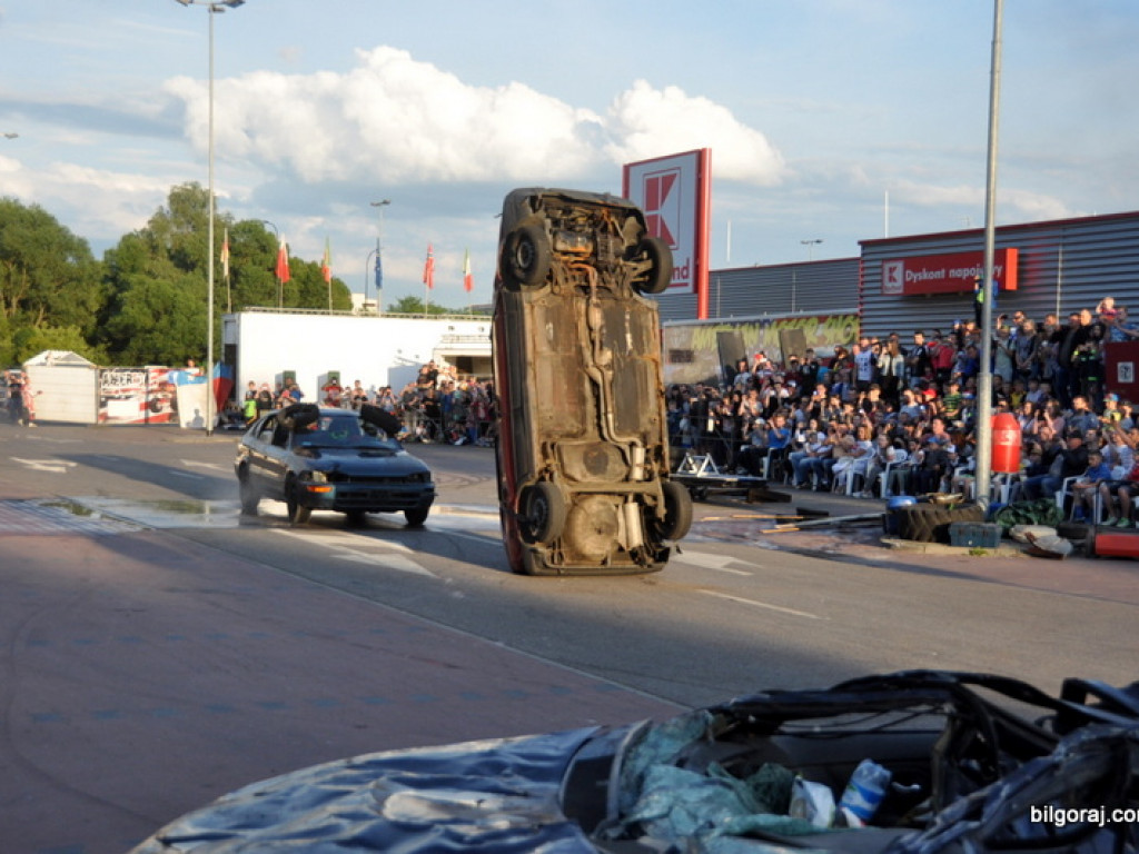 Pokazy Monster Truck (FOTO, VIDEO)