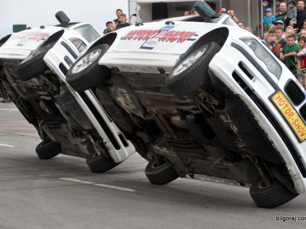 Pokazy Monster Truck (FOTO, VIDEO)