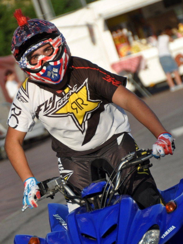 Pokazy Monster Truck (FOTO, VIDEO)