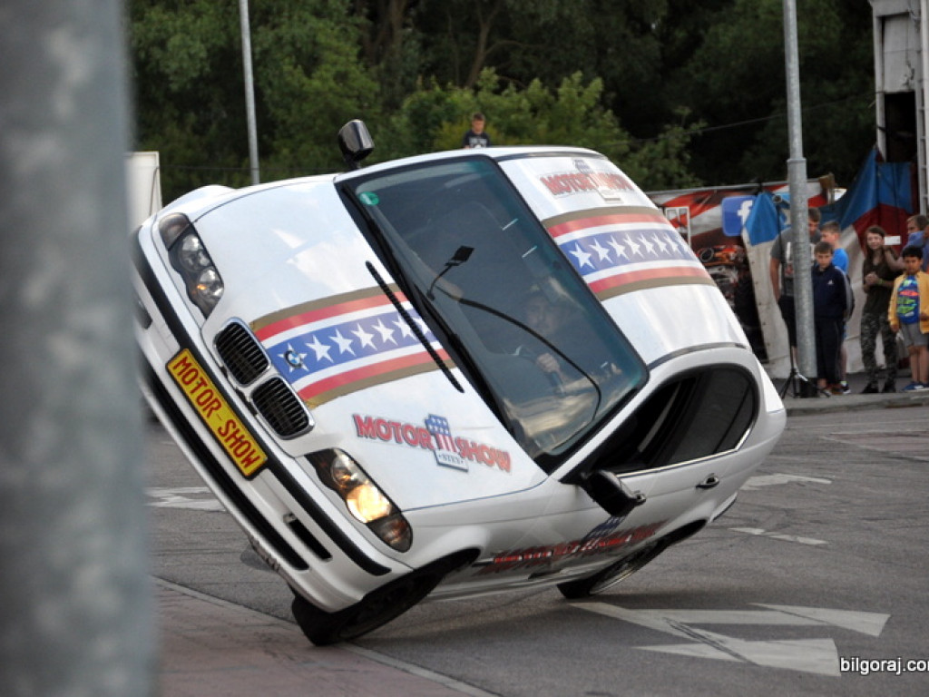 Pokazy Monster Truck (FOTO, VIDEO)