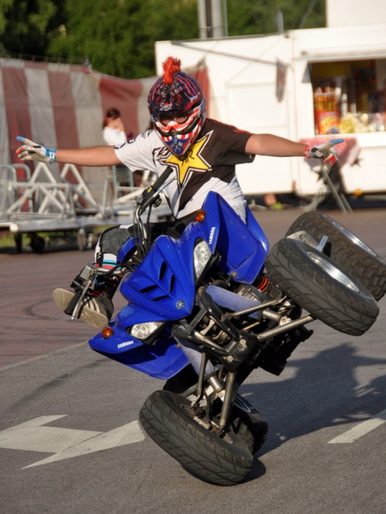 Pokazy Monster Truck (FOTO, VIDEO)