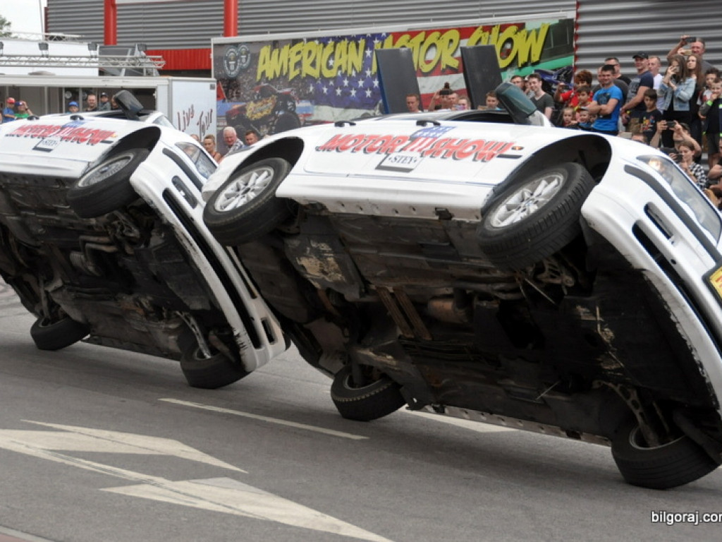 Pokazy Monster Truck (FOTO, VIDEO)