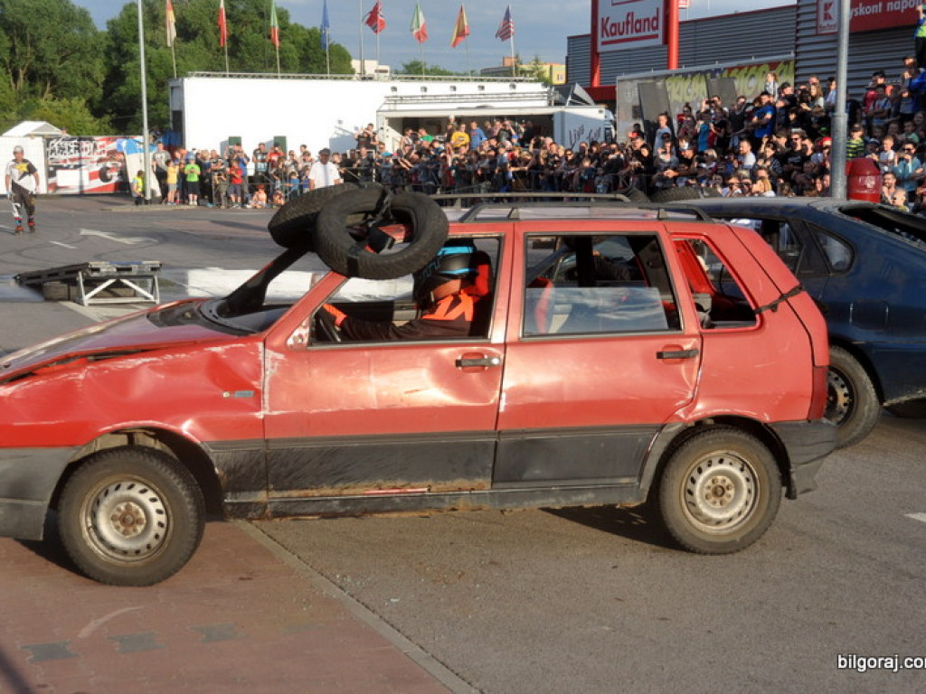 Pokazy Monster Truck (FOTO, VIDEO)