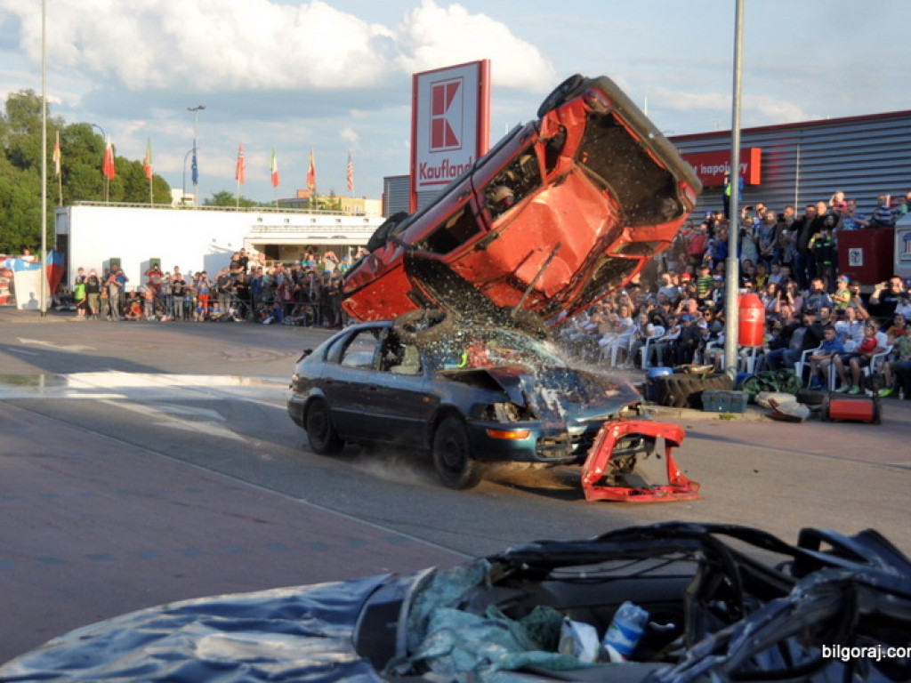Pokazy Monster Truck (FOTO, VIDEO)
