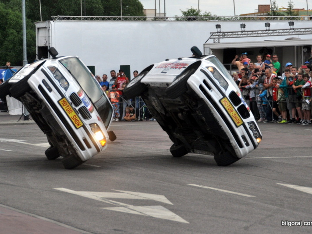 Pokazy Monster Truck (FOTO, VIDEO)
