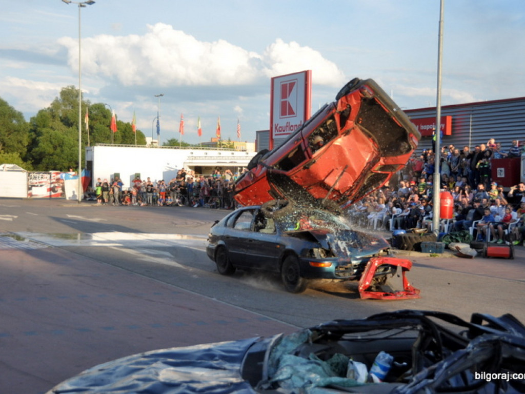 Pokazy Monster Truck (FOTO, VIDEO)