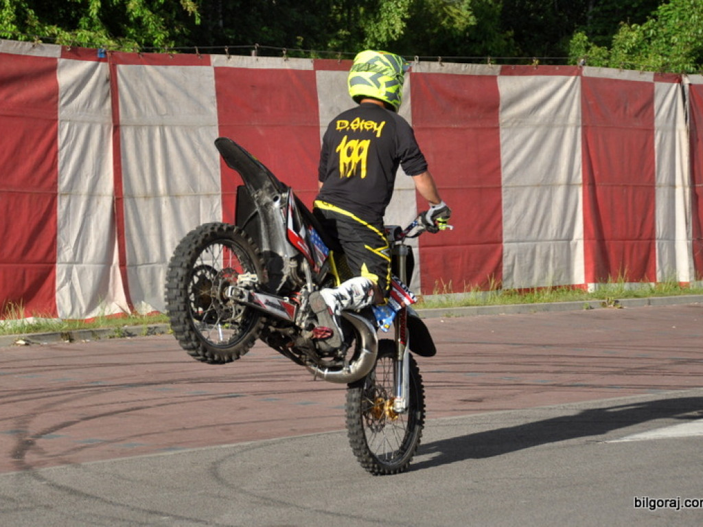 Pokazy Monster Truck (FOTO, VIDEO)