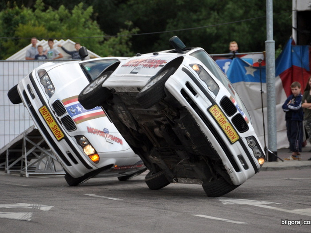 Pokazy Monster Truck (FOTO, VIDEO)