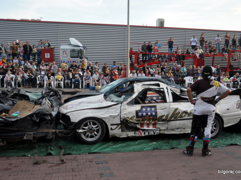 Pokazy Monster Truck (FOTO, VIDEO)