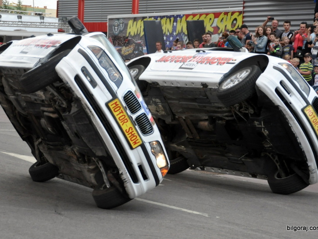 Pokazy Monster Truck (FOTO, VIDEO)