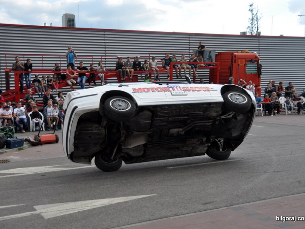 Pokazy Monster Truck (FOTO, VIDEO)