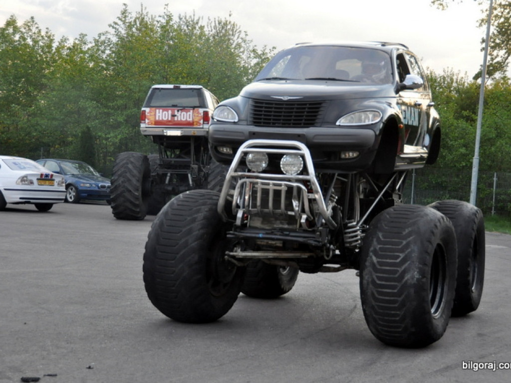 Pokazy Monster Truck (FOTO, VIDEO)