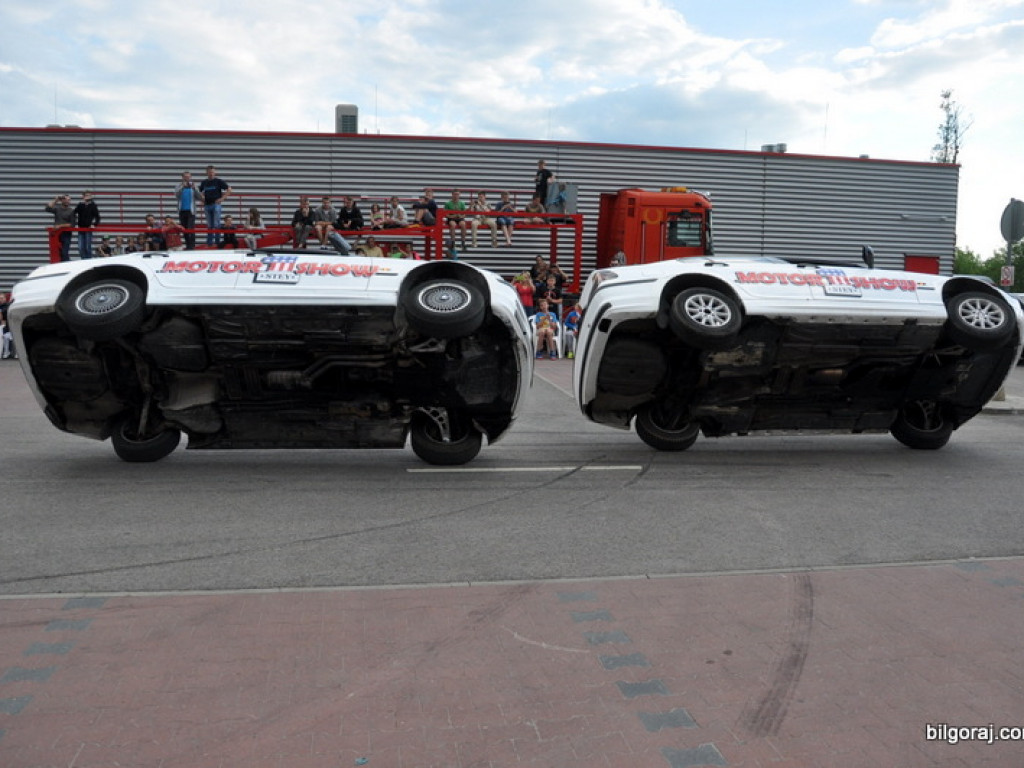 Pokazy Monster Truck (FOTO, VIDEO)