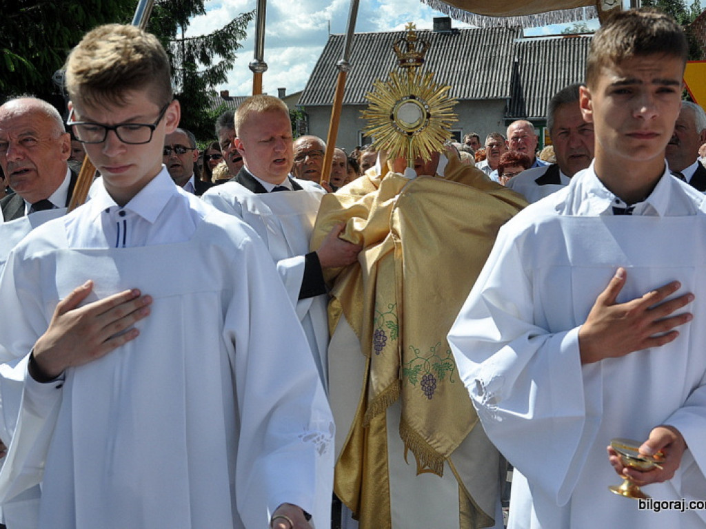 Boże Ciało (FOTO, VIDEO)