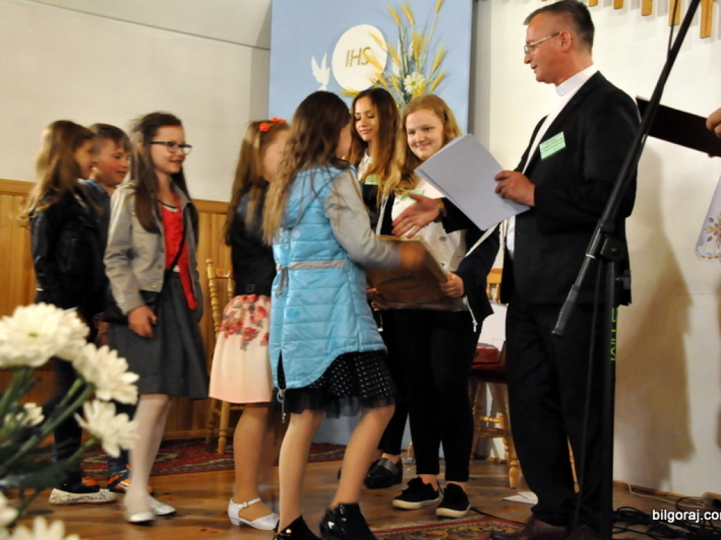 IX Diecezjalny Dziecięcy Festiwal Piosenki Religijnej (FOTO)