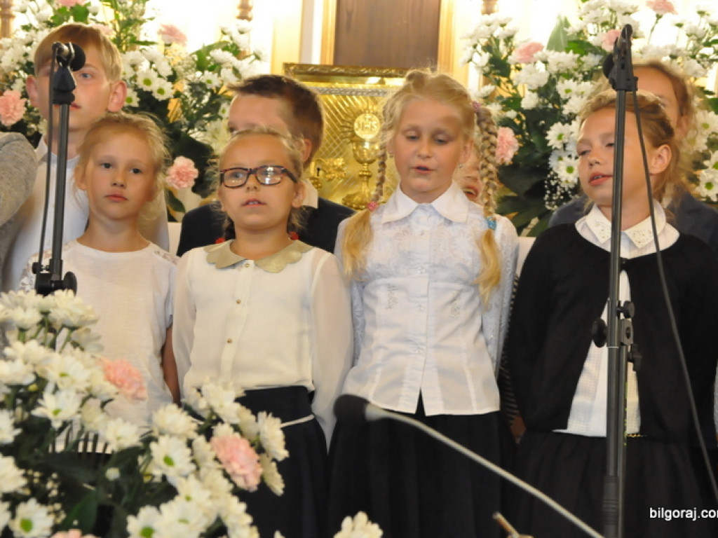 IX Diecezjalny Dziecięcy Festiwal Piosenki Religijnej (FOTO)