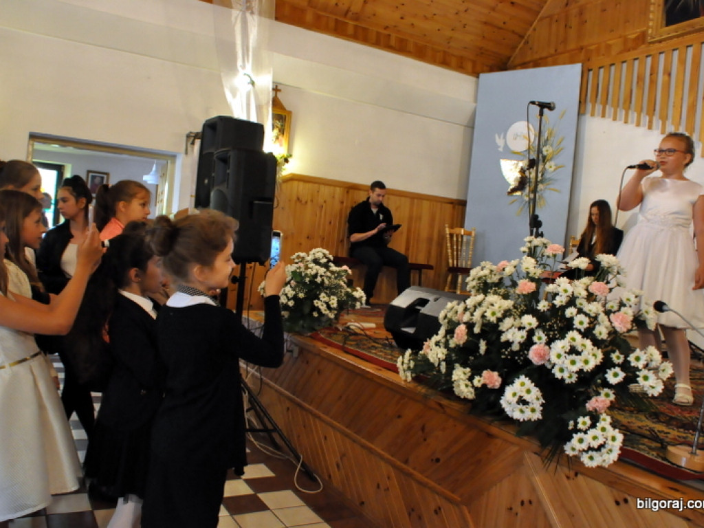 IX Diecezjalny Dziecięcy Festiwal Piosenki Religijnej (FOTO)