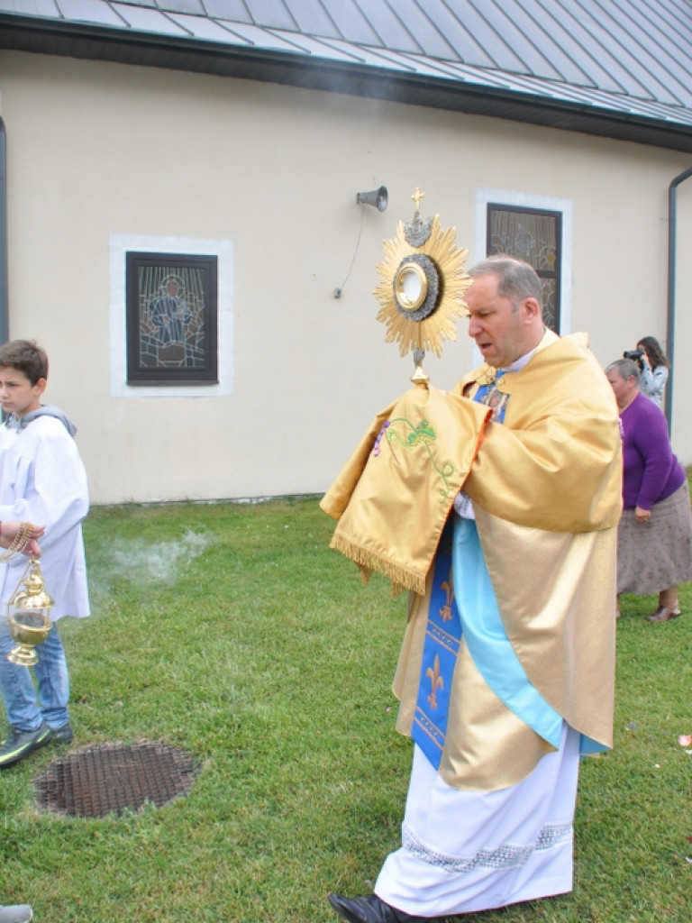 IX Diecezjalny Dziecięcy Festiwal Piosenki Religijnej (FOTO)