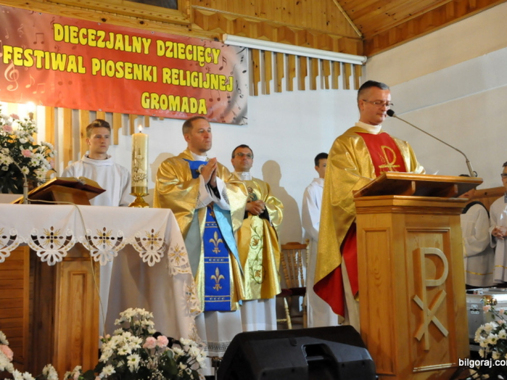 IX Diecezjalny Dziecięcy Festiwal Piosenki Religijnej (FOTO)