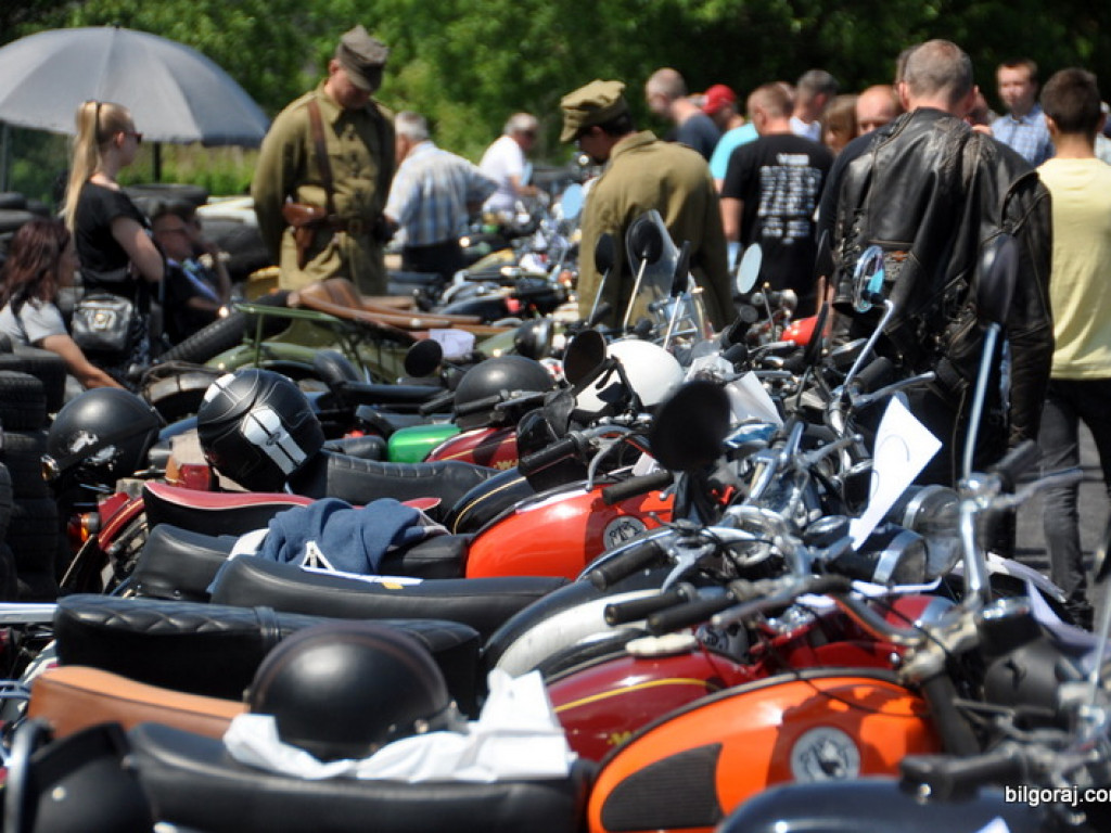 VII zlot pojazdów zabytkowych (FOTO, VIDEO)