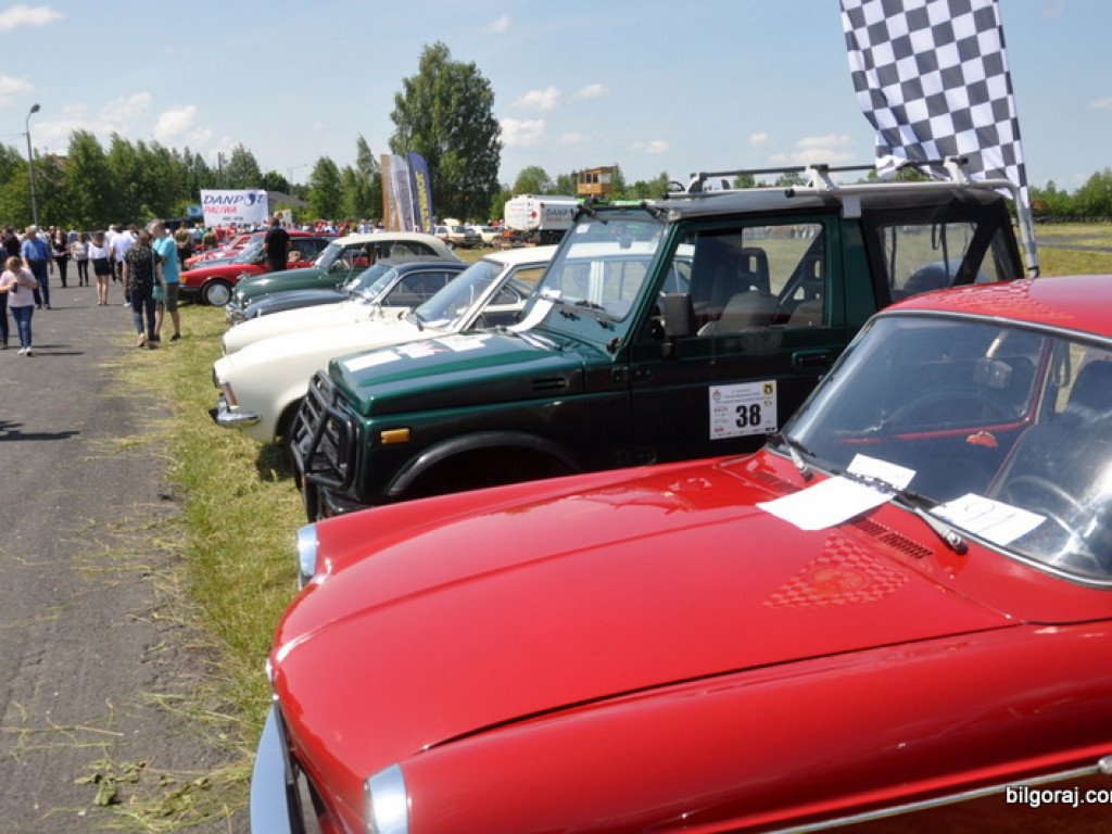VII zlot pojazdów zabytkowych (FOTO, VIDEO)