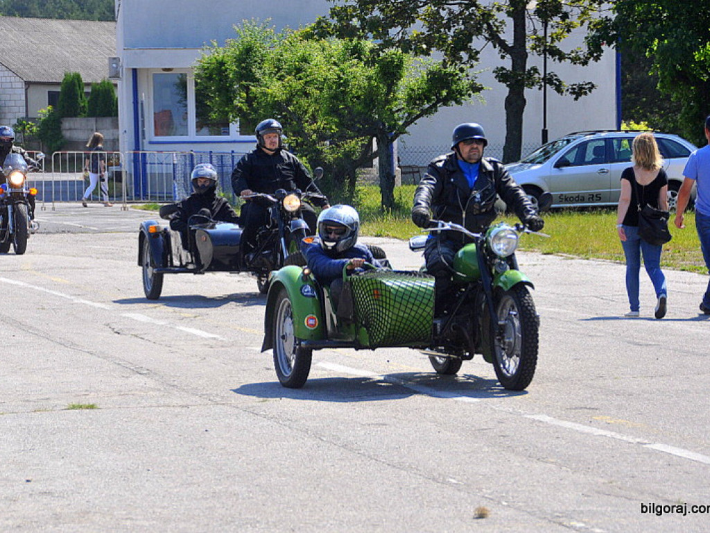 VII zlot pojazdów zabytkowych (FOTO, VIDEO)