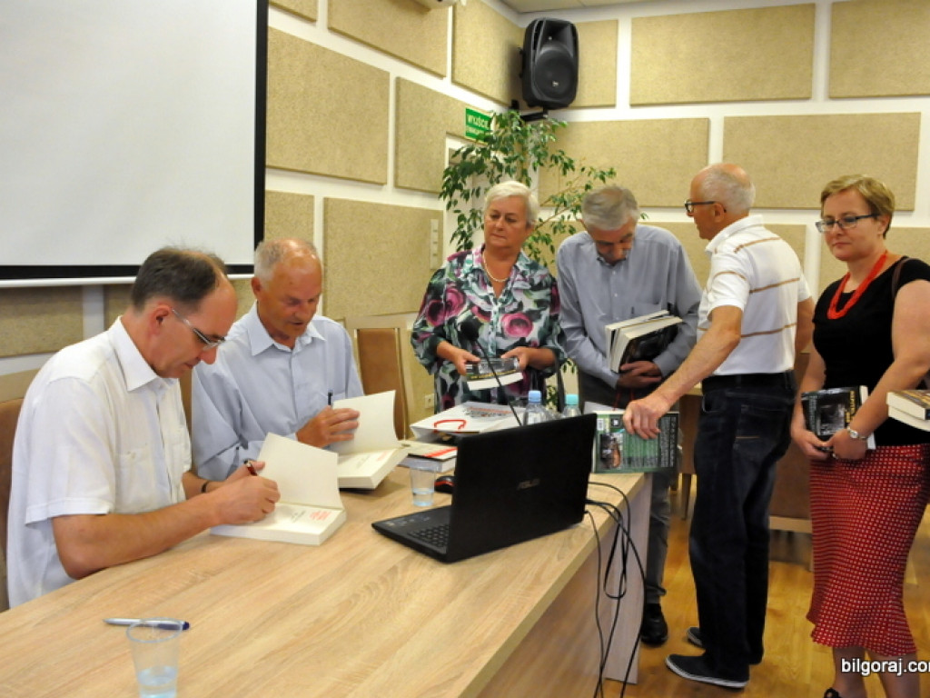 Spotkanie autorskie z Januszem Skowrońskim (FOTO)