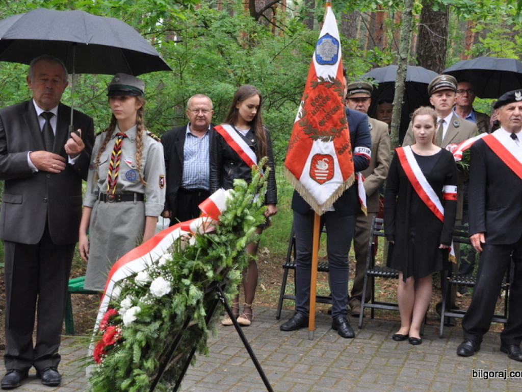 73. rocznicy mordu partyzantów w lesie na Rapach (FOTO)