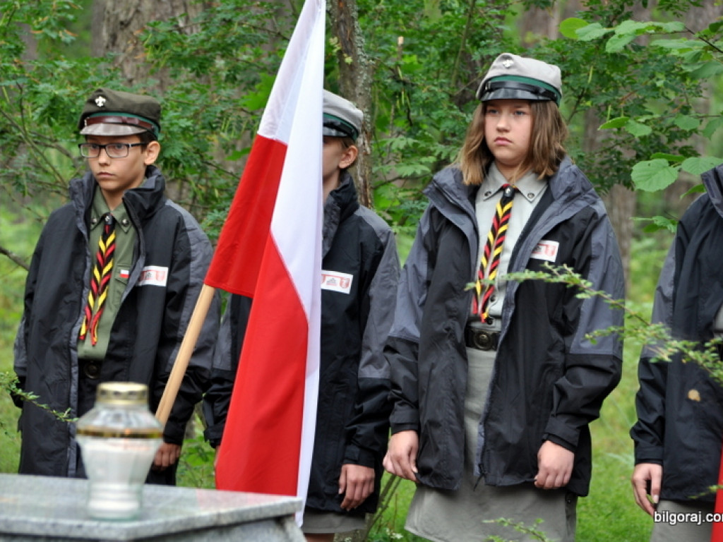 73. rocznicy mordu partyzantów w lesie na Rapach (FOTO)