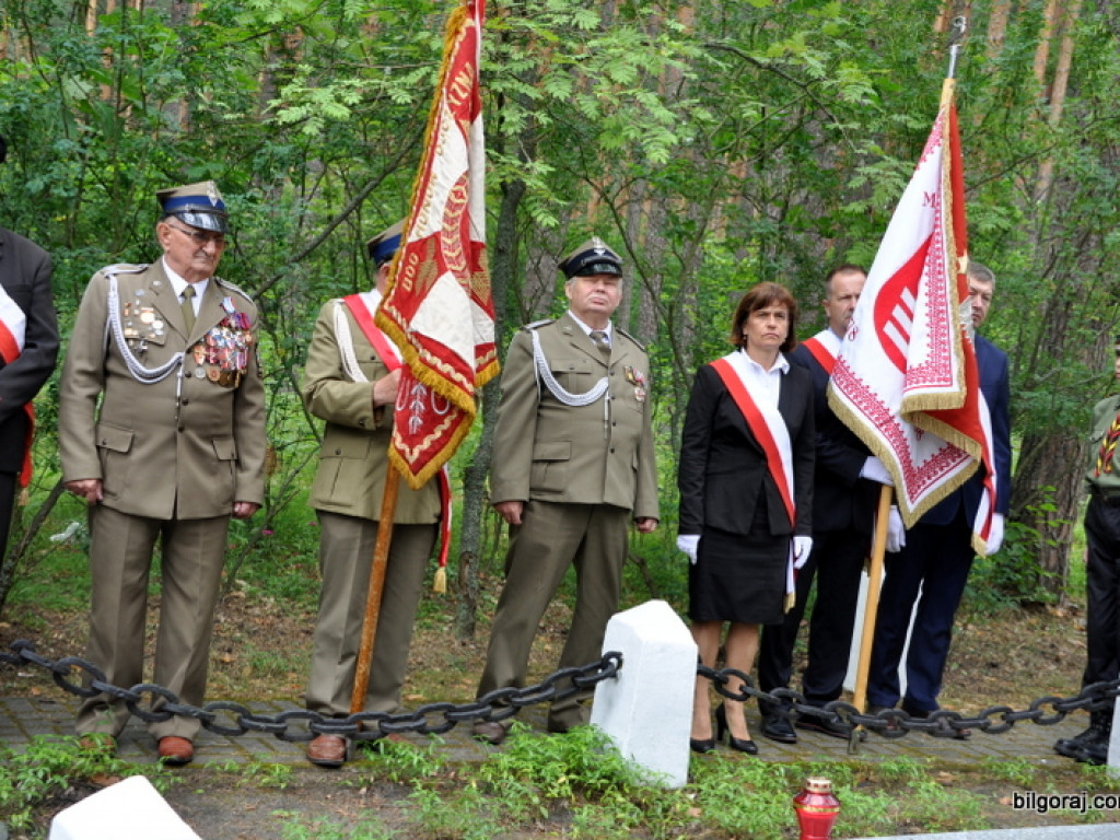 73. rocznicy mordu partyzantów w lesie na Rapach (FOTO)