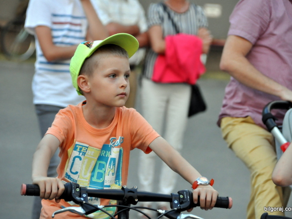 Taniec flag (FOTO, VIDEO)