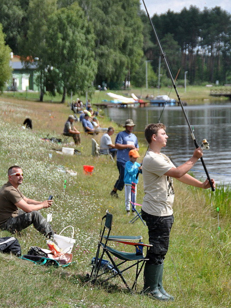 Wędkarze nad Zalewem Bojary rywalizowali o puchar Burmistrza Biłgoraja (FOTO, WYNIKI)