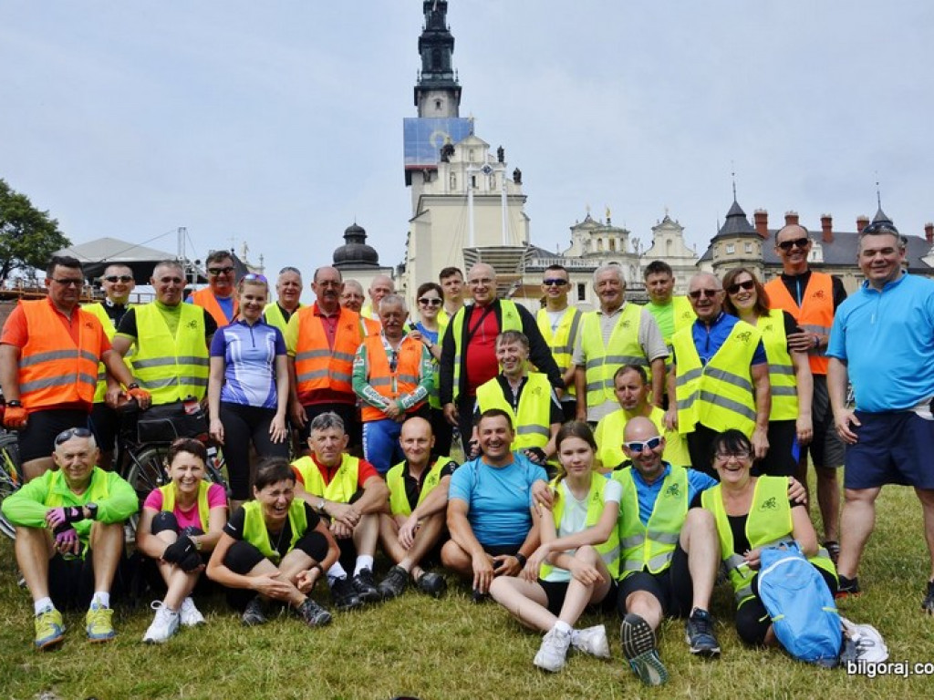 Rowerem do Tronu Jasnogórskiej Pani (FOTO)