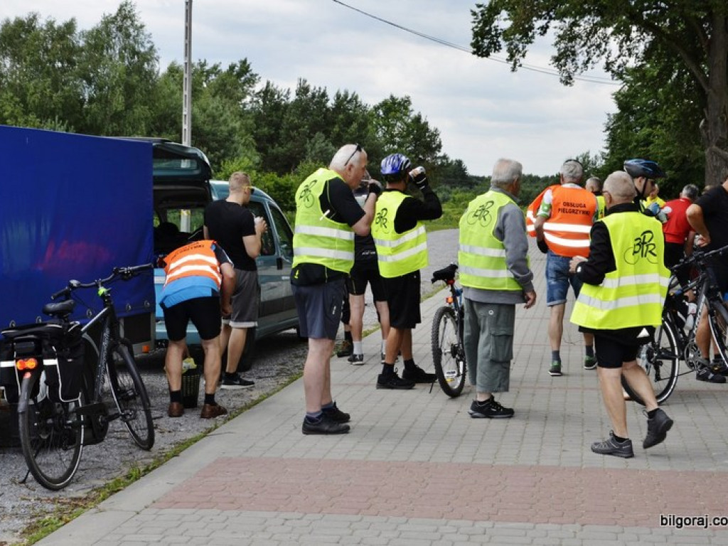 Rowerem do Tronu Jasnogórskiej Pani (FOTO)
