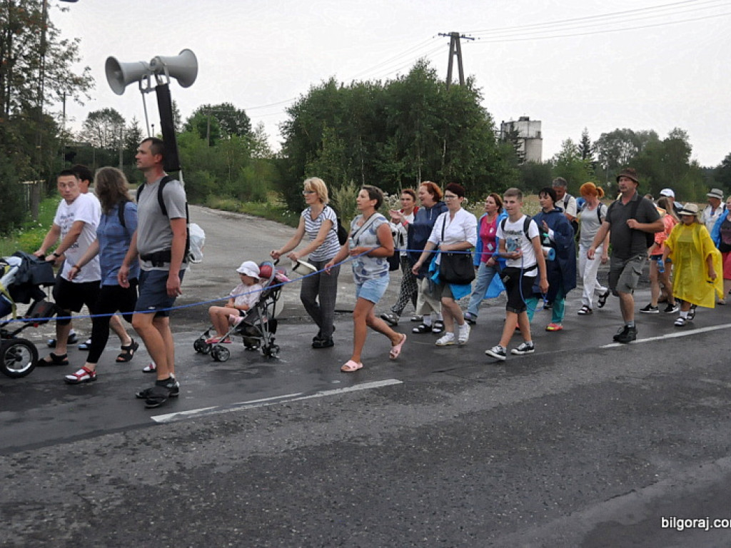 Pielgrzymi wkroczyli do naszego Powiatu (FOTO, VIDEO)