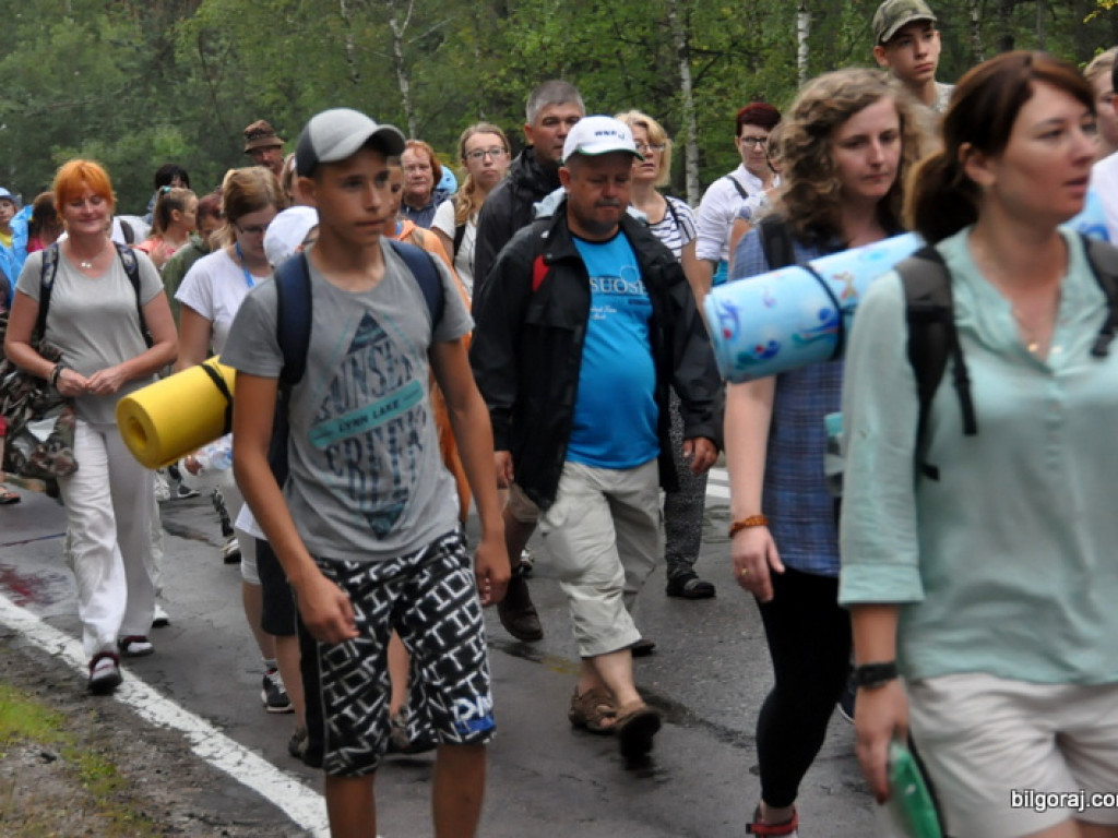 Pielgrzymi wkroczyli do naszego Powiatu (FOTO, VIDEO)