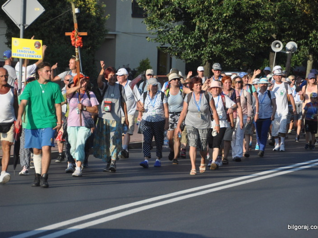 Pielgrzymi przybyli do Biłgoraja, po raz 35. (FOTO)