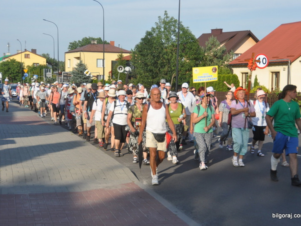 Pielgrzymi przybyli do Biłgoraja, po raz 35. (FOTO)
