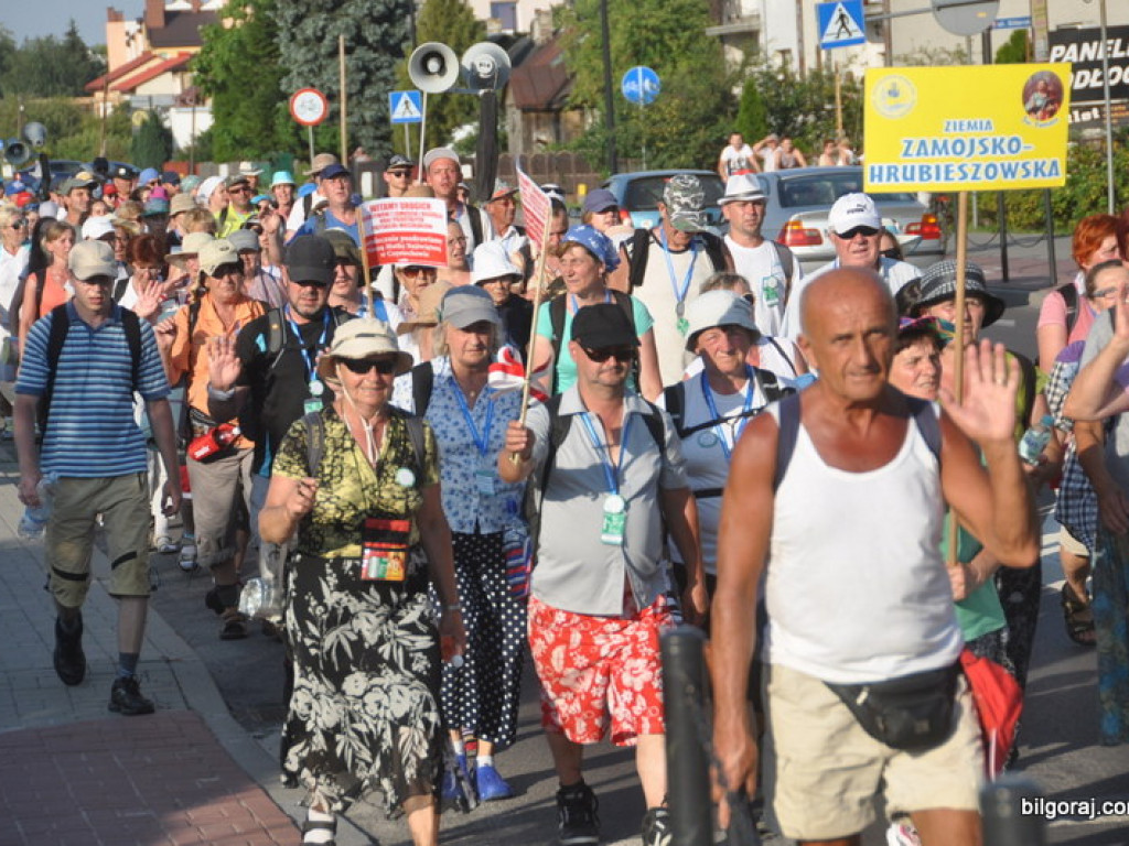 Pielgrzymi przybyli do Biłgoraja, po raz 35. (FOTO)