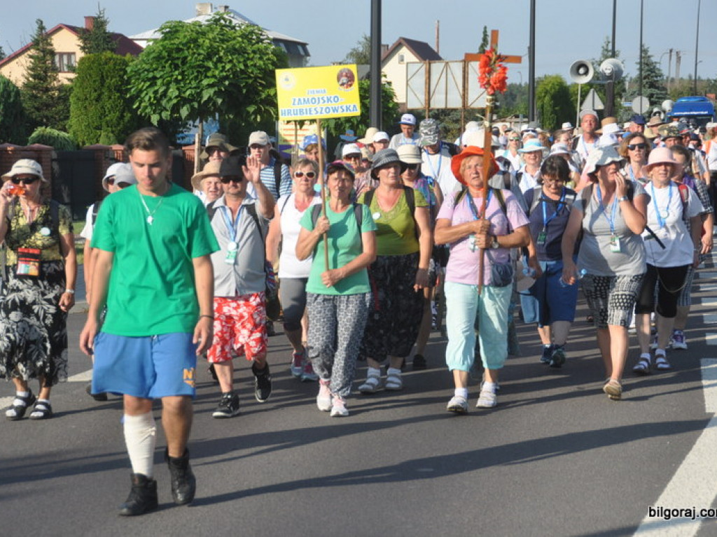 Pielgrzymi przybyli do Biłgoraja, po raz 35. (FOTO)