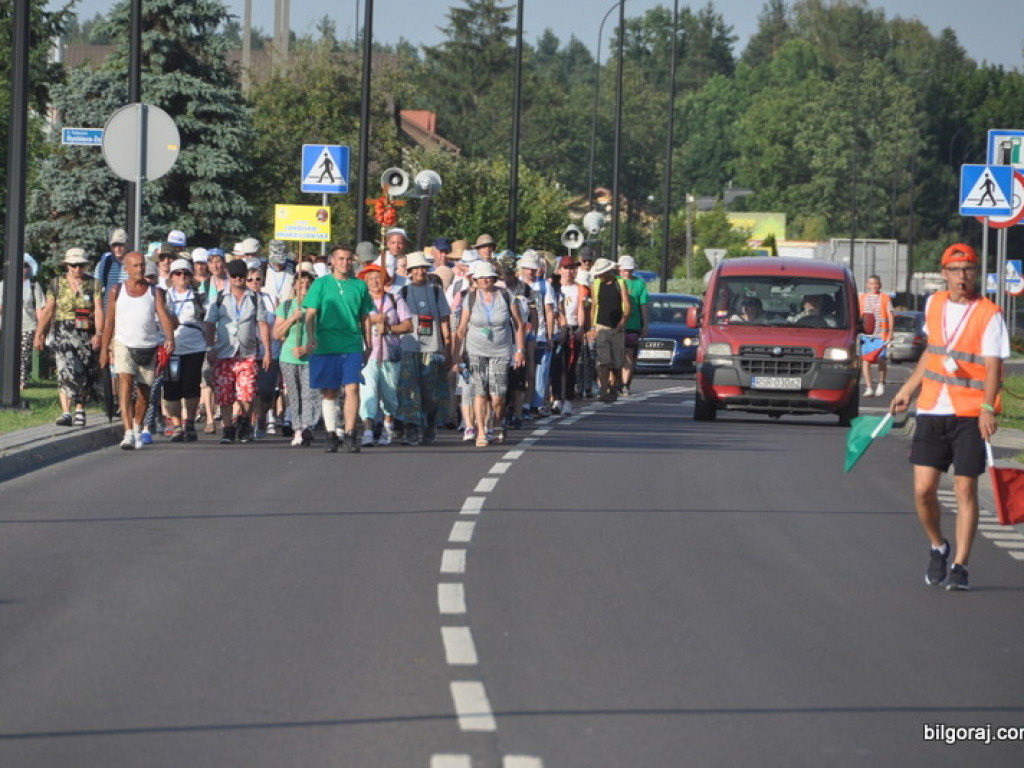 Pielgrzymi przybyli do Biłgoraja, po raz 35. (FOTO)